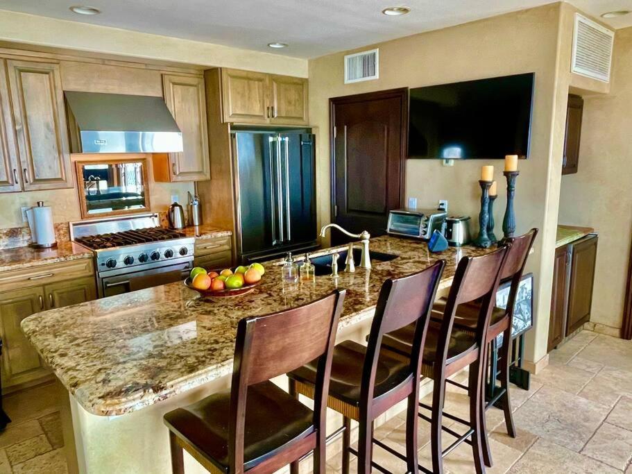 Penthouse Ocean Front Holiday home
